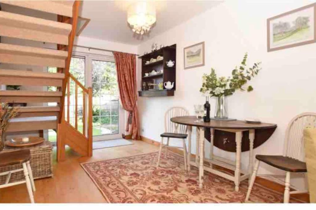 Best Location In Town, It Is All On The Doorstep. Ayr Buitenkant foto