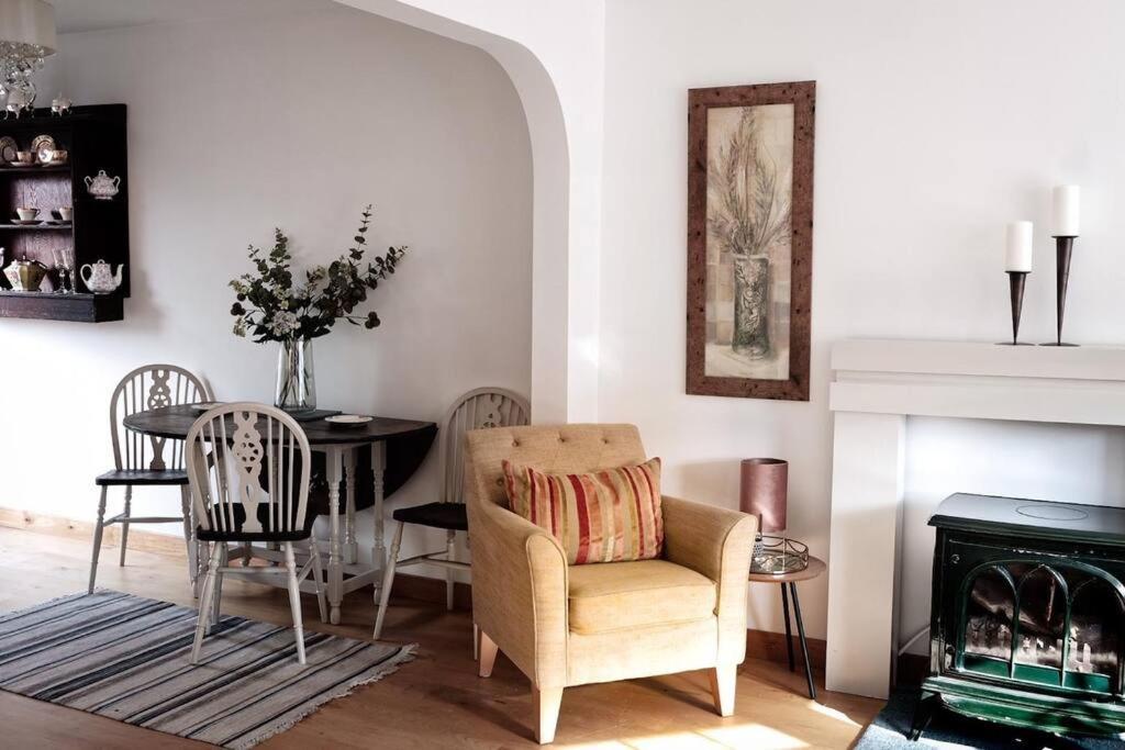 Best Location In Town, It Is All On The Doorstep. Ayr Buitenkant foto
